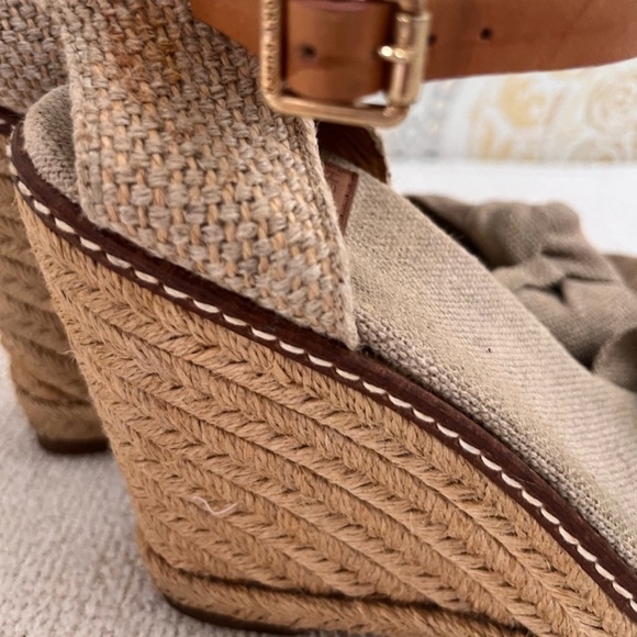 Tory Burch Espadrilles size 7 - Picture 9 of 12